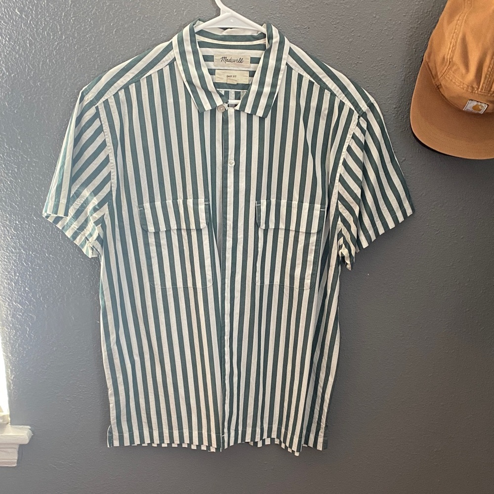 Madewell men’s short sleeve button up in green stripe